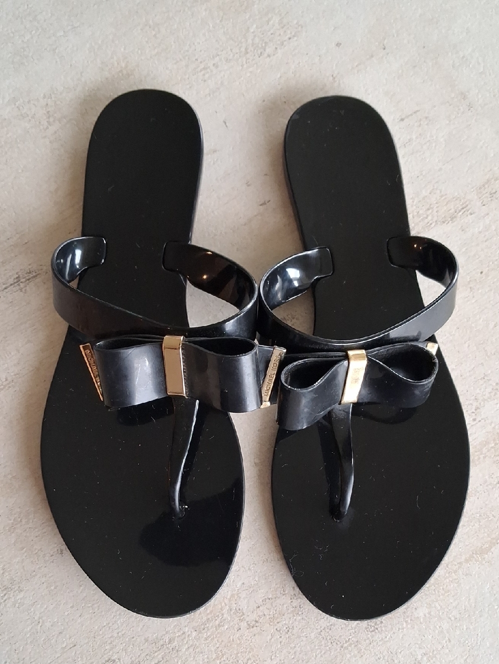 MICHAEL Michael Kors Kayden Bow Jelly Thong Sandals ** Size 9 - Picture 6 of 8